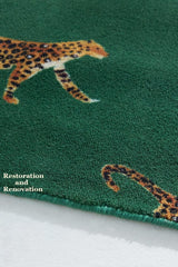 Handmade Cheetah Wool Area Rug - A Versatile Modern Traditional Design