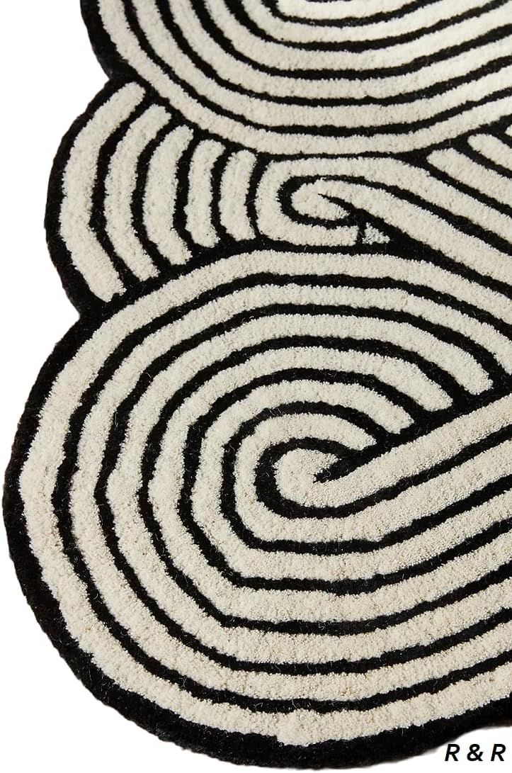 Modern Hand-Tufted Geometric Wool Rug with Spellbinding Pattern