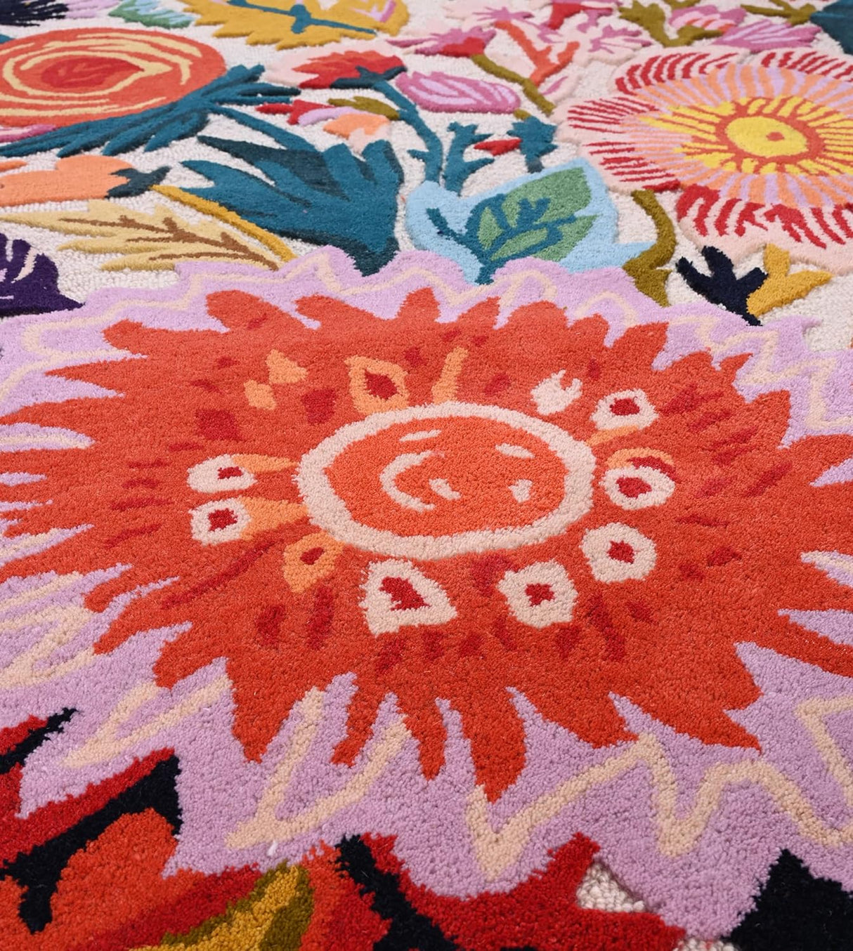 Handmade Wool Floral Area Rug for Living Room