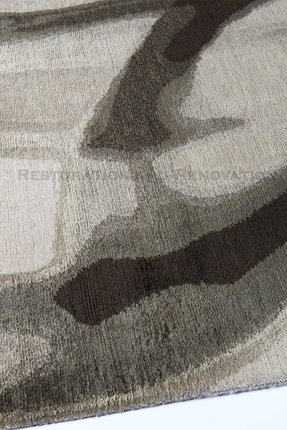 Hand-Tufted Abstract Smoke Rug